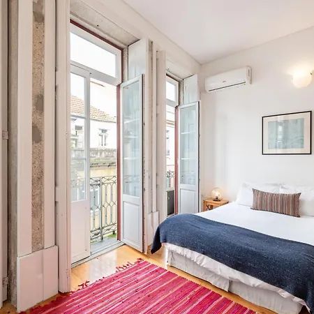 Viva Breiner Flats *